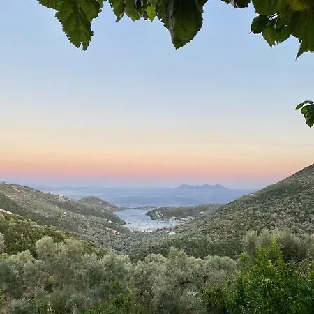 The Bower Bay * Syvota